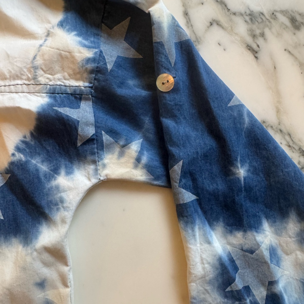 VTG Kabana Blue & White Tie-Dye Star Print Button Down Shirt Women’s – PTP 23.5” - Picture 4 of 9